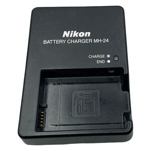 Nikon MH-24 Battery Charger for EN-EL14 Li-ion Batteries Black